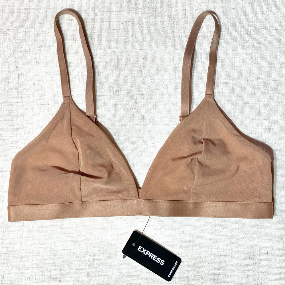 Express Mesh Triangle Bralette - Picture 3 of 6